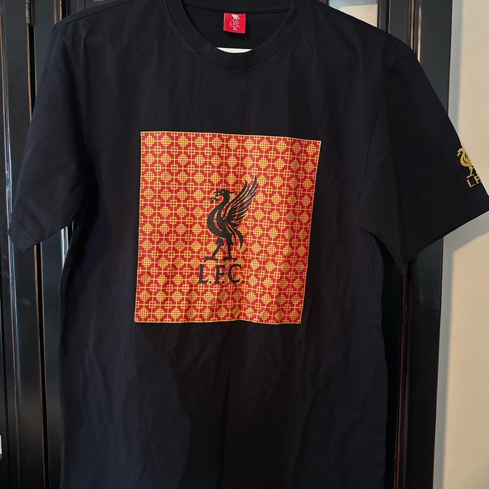 Liverpool Men's Black Graphic Tee with Red-Gold Crest